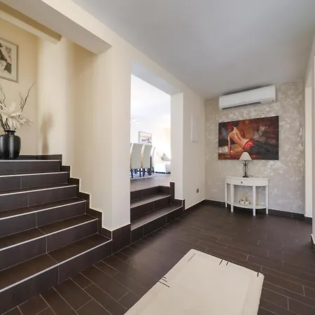 וילה Sea View Bella With Private Heated Pool Pridraga