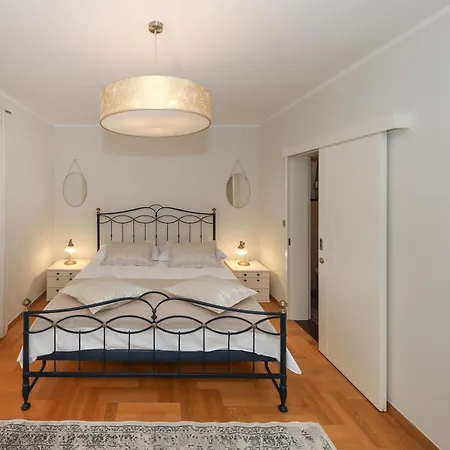 וילה Sea View Bella With Private Heated Pool *