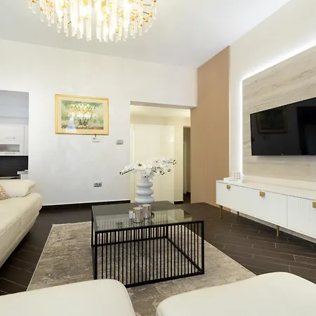 Sea View Bella With Private Heated Pool וילה Pridraga