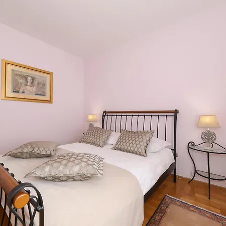 Sea View Bella With Private Heated Pool Pridraga